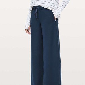 Lululemon On the Fly Wide Leg Pants Navy
